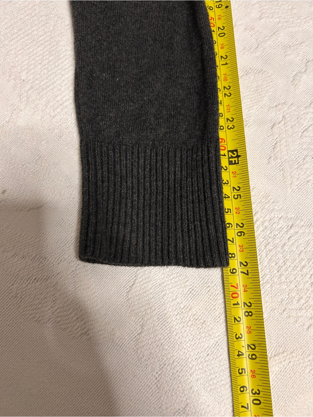 Abercrombie & Fitch Woman’s Medium Dark Charcoal V-Neck Sweater Y2K 90’s Preppy - Picture 8 of 10